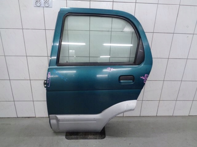 фото №1, Hyundai terios i 02 дверь левый зад задние