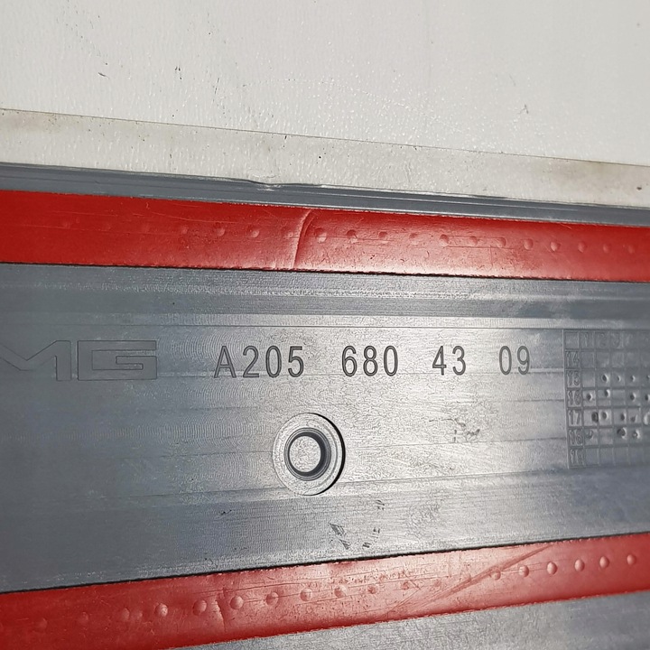 фото №4, Mercedes w205 c клас планки порогові накладка amg