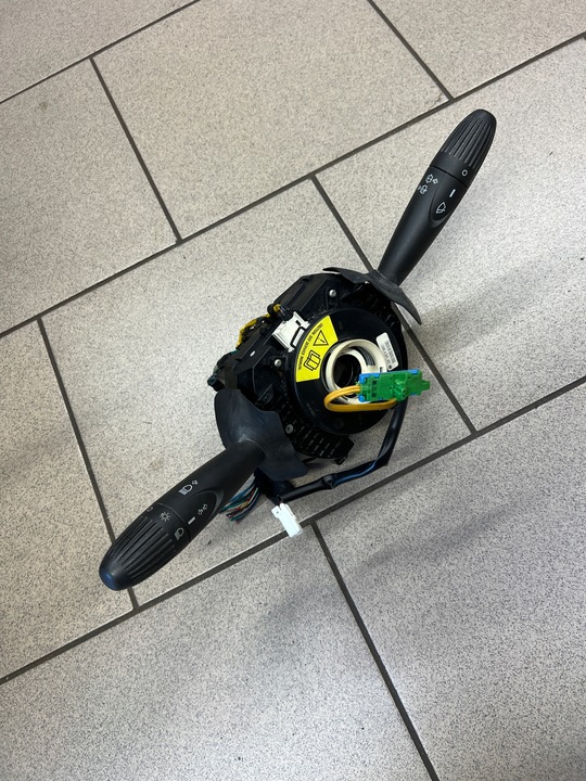 фото №1, Punto ii 00r перемикач комбінований світла мигачів двірник 73526795l