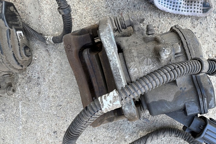 фото №8, Набір затискачів задніх renault zoe bfm_ 32338814 електричний 68kw 2022