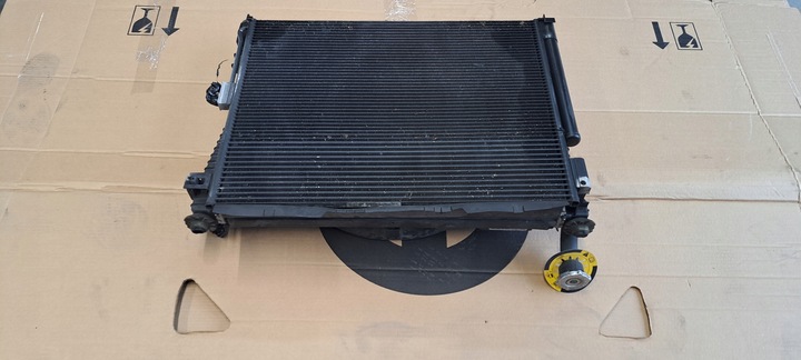 фото №1, Jeep grand cherokee wk2 14-23 комплект радиатор радиаторов 6.4 srt