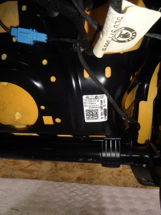 фото №11, Сидіння праві перед переднє пасажира skoda yeti 5l 2009- європа