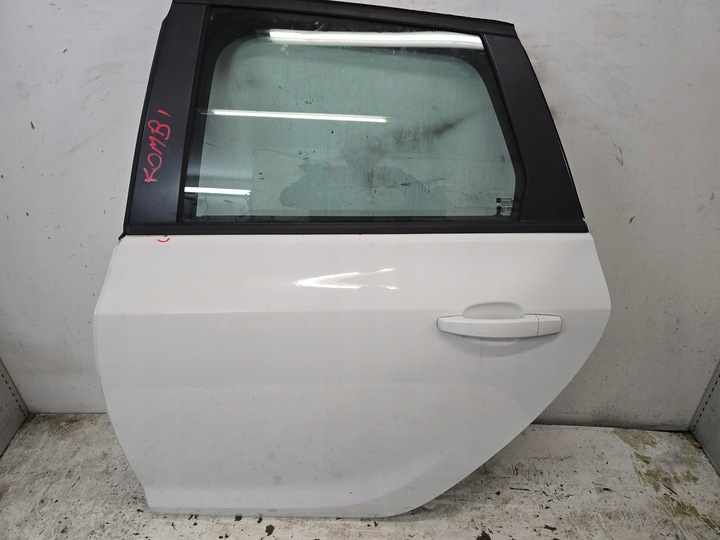фото №1, Opel astra j универсал дверь левый зад левая задние z40r