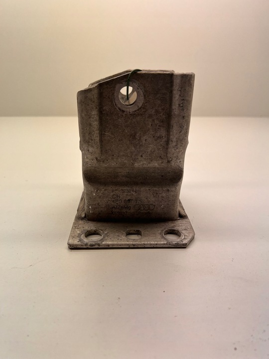 фото №2, Audi a8 s8 зона зминання ліва відбійник 4e0807115