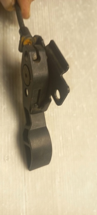 фото №6, Трос капота тяга ручка открывания bmw 5 6 f10 f11 f07 f12 f02 7183765