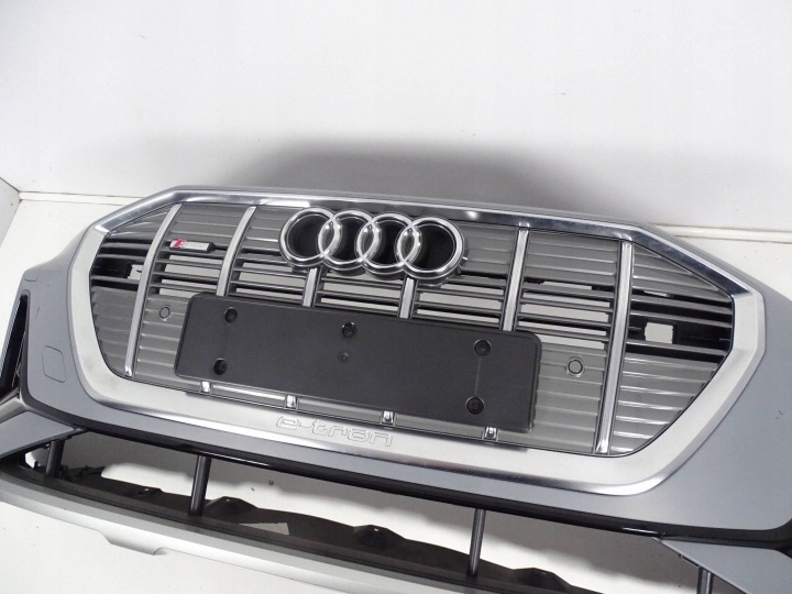 фото №8, Бампер перед передній audi q8 e-tron 4k3 s-line y/006