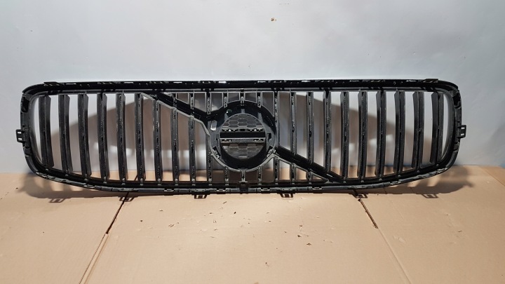 фото №8, Решітка радіатора решітка радіатор volvo v90 s90 cross country 17- 31383520