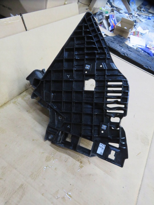 фото №13, Впуск воздуха правые перед lexus 53297-24020