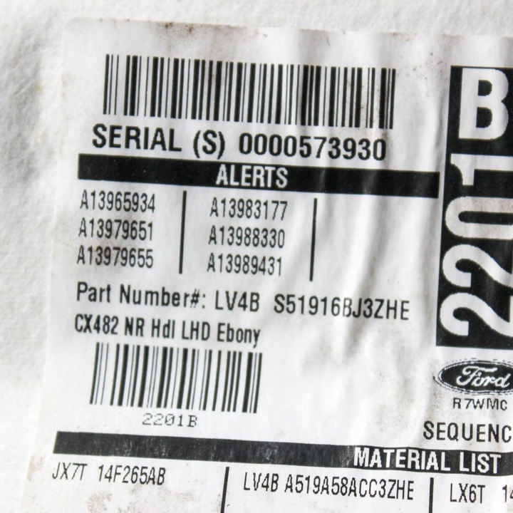 фото №10, Ford kuga ii 2020 потолок