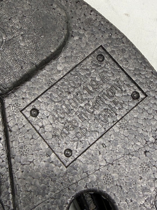 фото №13, Audi a6 c7 наполнитель багажника бардачок na инструменты винт ушко ключ