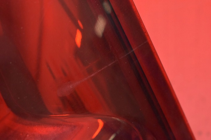 фото №7, Лампа ліва зад задня 8200864610 dacia logan 1 i універсал 07-12