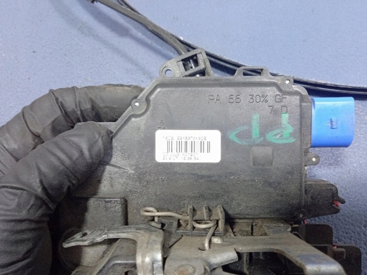 фото №7, Skoda fabia ii 5j 07-10 hb замок дверь перед правое 3b1837016ce