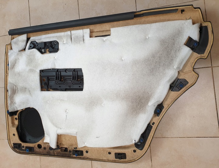 фото №8, Боковина оббивка двері лівий зад mercedes r w251 довгий оригінальний номер eu