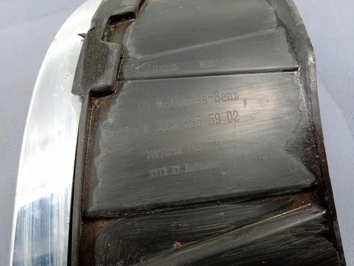 фото №5, E клас w213 наконечник решітка вихлоп ліва