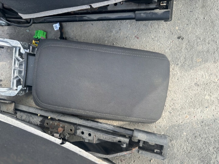 фото №7, Сиденья audi a3 8v sportback решётка ковши обшивки