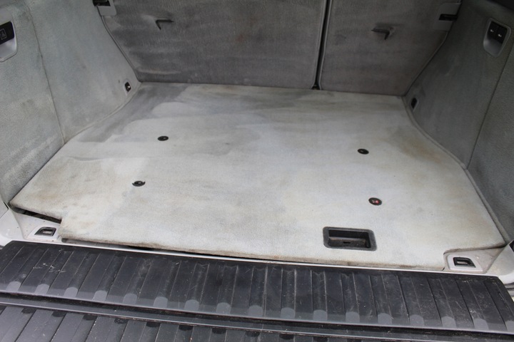 фото №4, Оббивка обшивки багажника bmw x5 e53 сірий