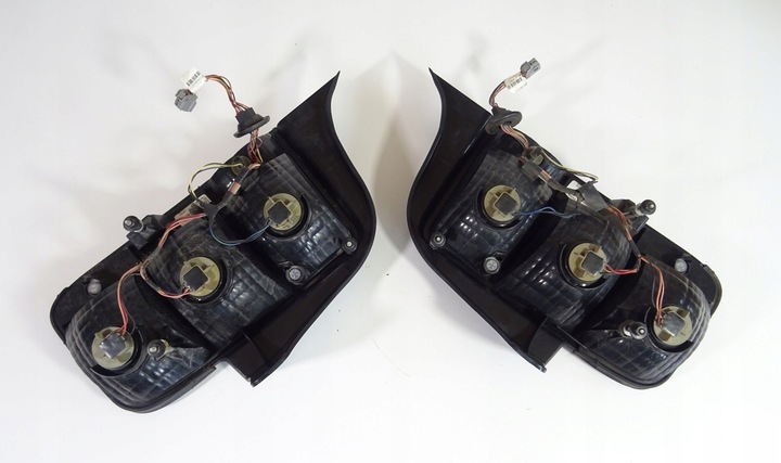 фото №1, 2005-2009 mustang лампа зад джгут установка