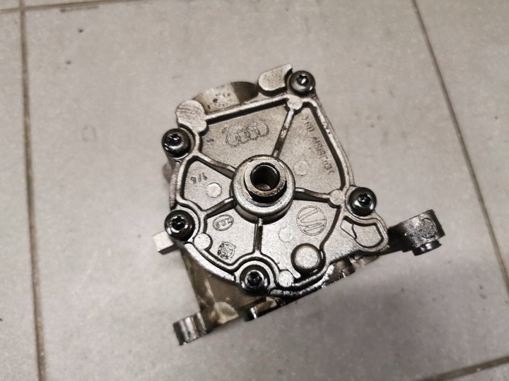 фото №5, Насос масла audi 3.0 tdi crt 059115103bc