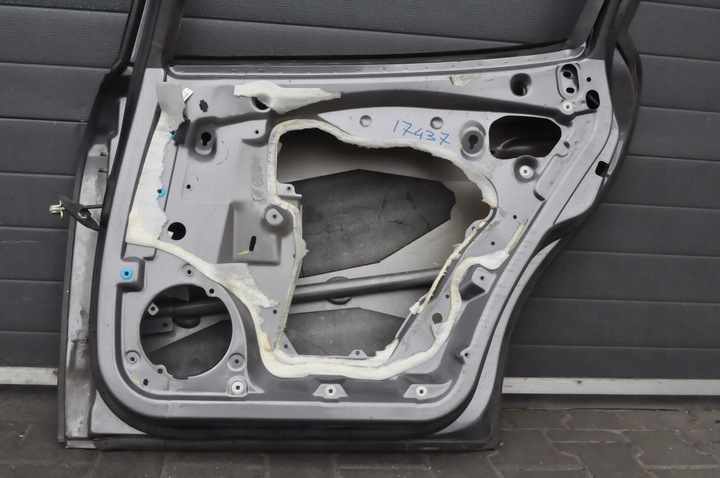 фото №11, Maserati quattroporte v дверь правые зад задние m139a