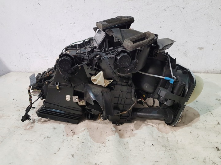 фото №13, Отопитель 8383723 bmw 5 e39 2.5 3.0 бензин eur