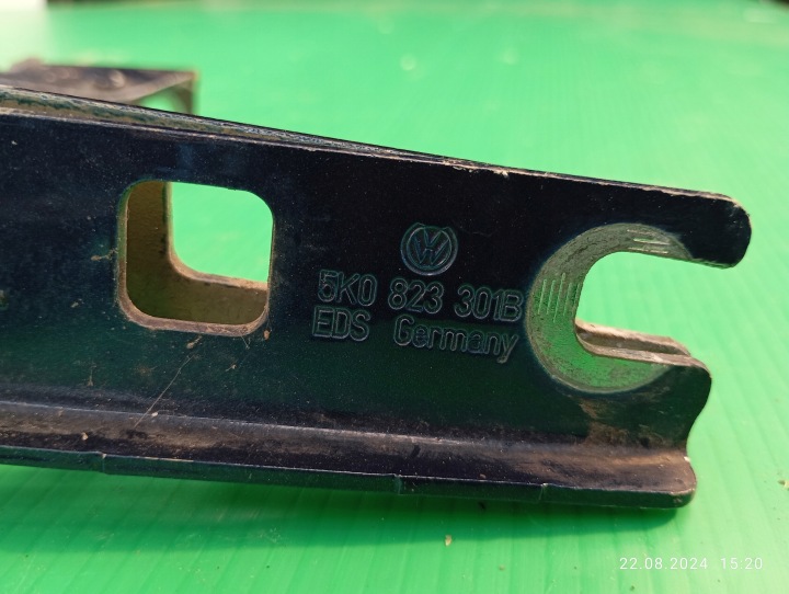 фото №10, Петлі капота rh + lh vw golf vi 6 5k0823301 5k0823302