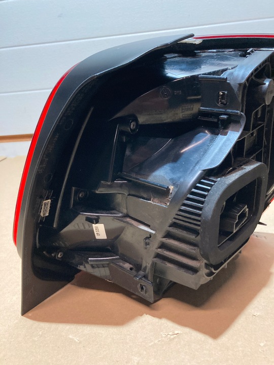 фото №8, Лампа ліва задня vw polo v 5 рестайлінг 6c