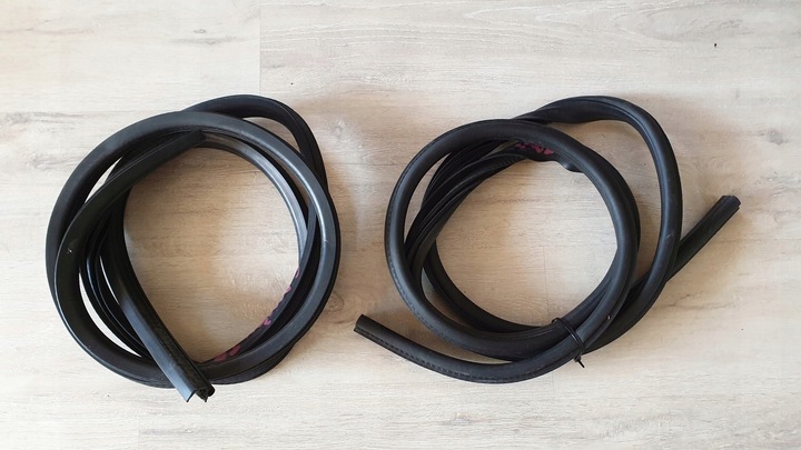 фото №1, Прокладка дверь задняя зад jeep compass 07-11r