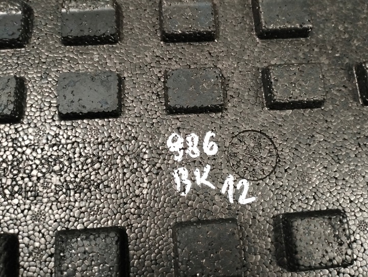 фото №6, Porsche boxster 986 пенополистирол пол багажника 98655176401