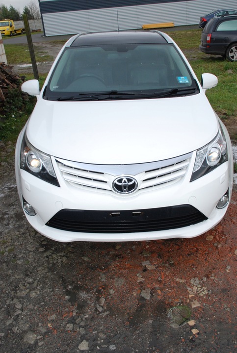 фото №13, Toyota avensis t27 ксенон рестайлинг фара l / p uk