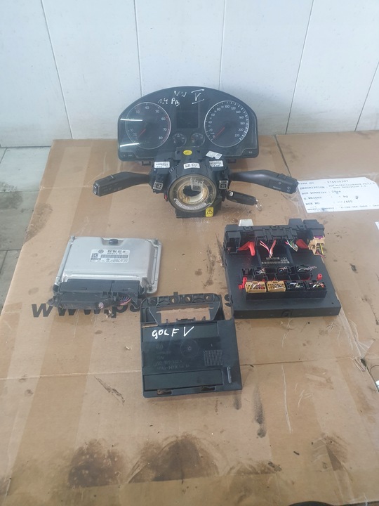 фото №1, Блок управления набор старт vw golf v 1,4 036906032am