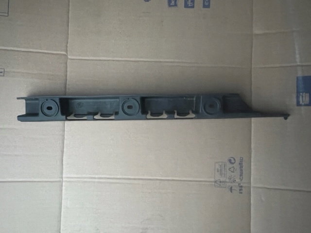 фото №1, Ползун правые зад bmw x3 e83 рестайлинг 3400954