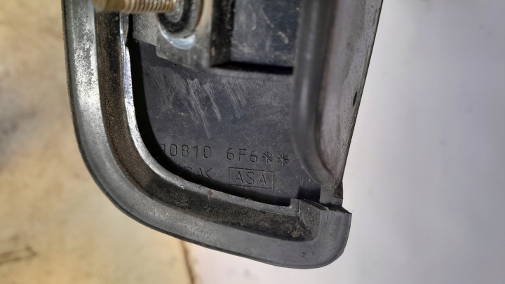 фото №6, Nissan micra k11 накладка кришки багажника зад 908106f6