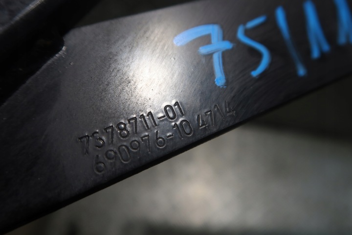 фото №5, Распорка ремня kielichów bmw f30 f31 f20 f21 кронштейн 7378711