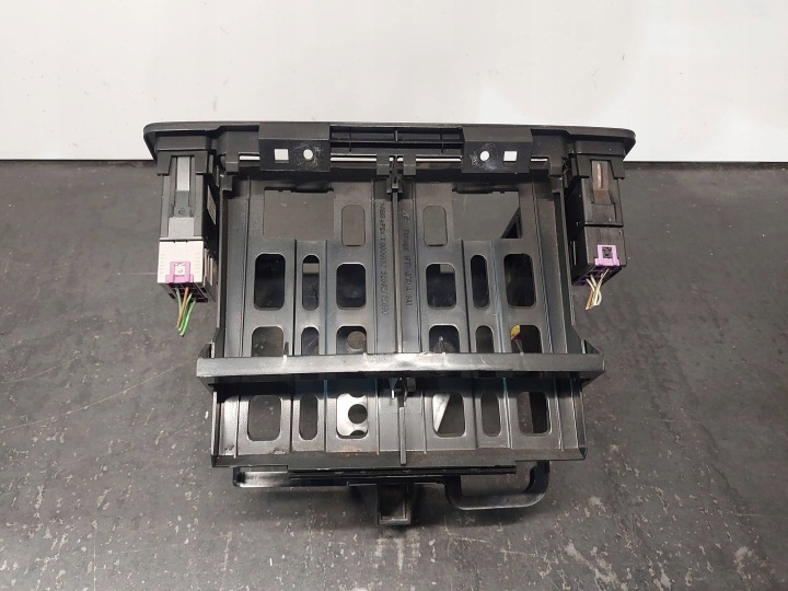 фото №12, Рамка панелі розподільчої радіо seat alhambra mk1 рестайлінг 7m3858069g