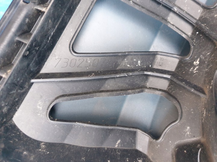 фото №9, Mini one f56 бампер переднє перед решітка радіатора рамка