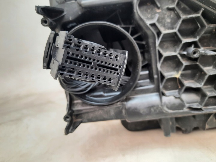 фото №10, Porsche cayenne 17- лампа правая перед 9y0941034aa