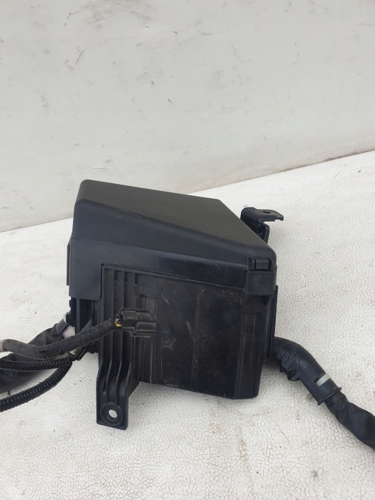 фото №6, Subaru xv ii 17-20 корпус блок предохранителей перед 1.6b mb504105b