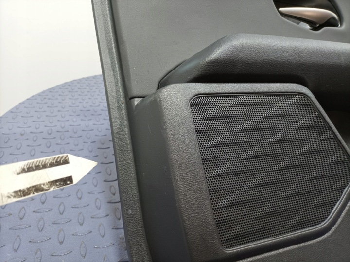 фото №6, Lexus ux 250h дверная карта (обшивка двери) перед передний правое 67701-x1043