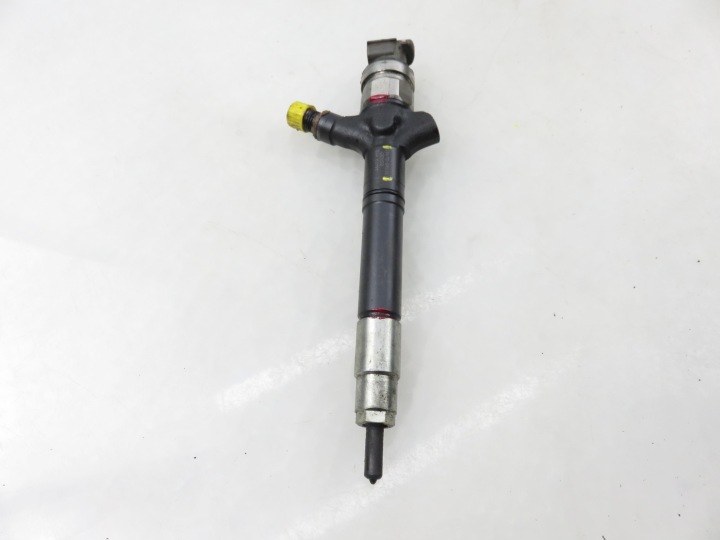 фото №7, Форсунка toyota rav 4 iii 2.2 d 4wd ala30_ 136 - 2ad-ftv 236700r020