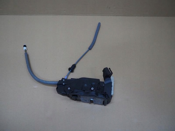 фото №1, Замок двері лівий зад mercedes eqb x243