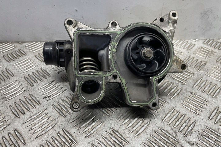 фото №6, Насос води bmw 3 e90 4738427 3.0l дизель 180kw 2010