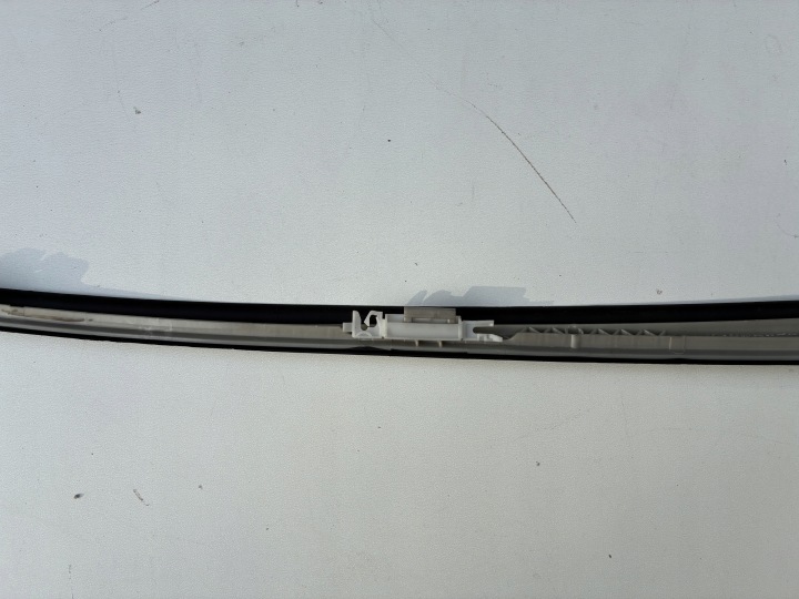 фото №11, Ліва молдинг стійка скла передній лобовий peugeot 407 04-11r. ==oem==