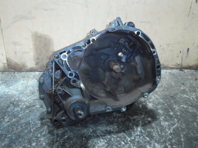 фото №1, Renault clio ii 2 коробка передач коробки передач механічна 1.4b jb1510
