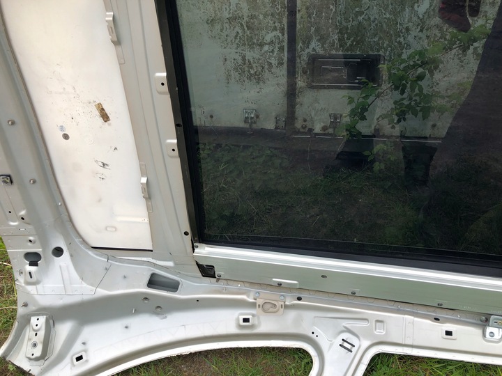 фото №9, Mercedes w251 довгий 05- дах люк панорама скляний 693