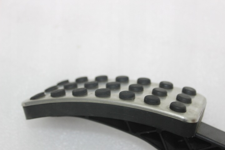 фото №15, Mercedes a класс w177 a45 amg потенциометр педаль газа a1773001900 eu