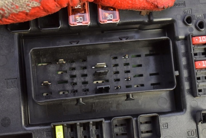 фото №7, Коробка запобіжників opel insignia a 2.0 cdti