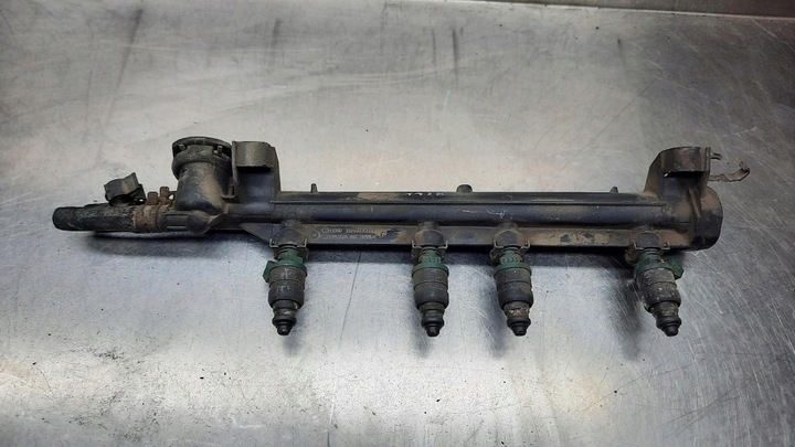 фото №1, Планка впрыскивающий skoda octavia i 1.6b 98r 06a133317a