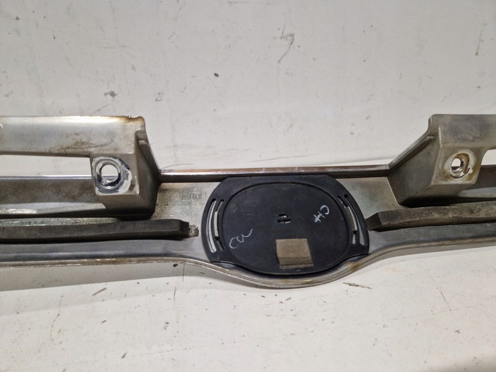 фото №9, Накладка планка крышки багажника зад mazda tribute 2.0 b 16v 00-07 124km