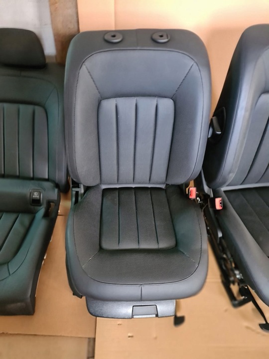 фото №4, Mercedes 218 cls сидіння оббивка диван