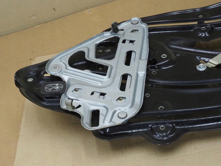 фото №5, Подъемник механизм стекло левый зад mercedes clk w209 a2096700103 европа